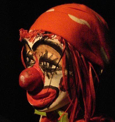 Marionnette le clown gros plan