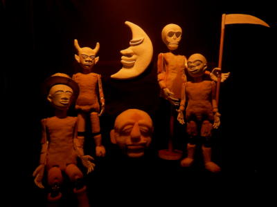Marionnettes en construction